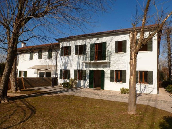 casa indipendente in affitto a Villorba