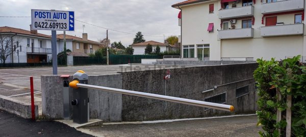 box auto in affitto a Villorba in zona Carità