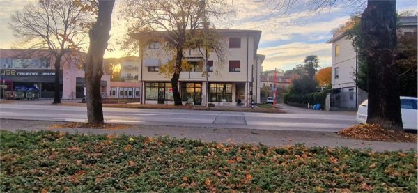 negozio in affitto a Vittorio Veneto