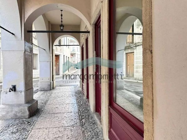 negozio in affitto a Vittorio Veneto
