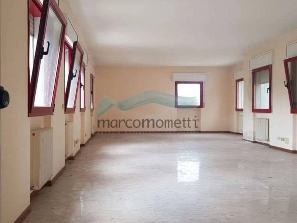 ufficio in affitto a Vittorio Veneto