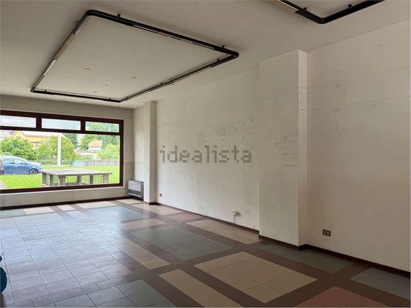 locale commerciale in affitto a Vittorio Veneto