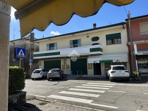 negozio in affitto a Volpago del Montello