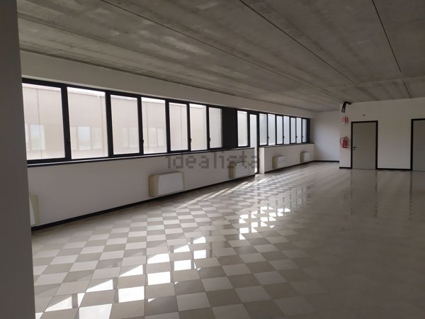 ufficio in affitto a Volpago del Montello