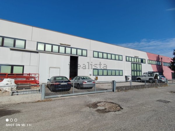 locale di sgombero in affitto a Zero Branco