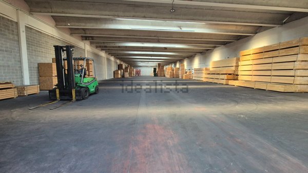 capannone in affitto a Zero Branco