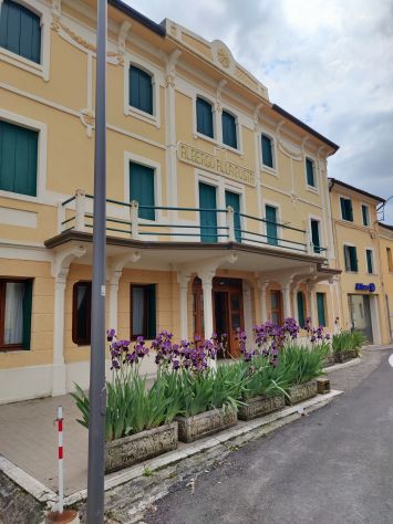 locale commerciale in affitto a Pieve del Grappa