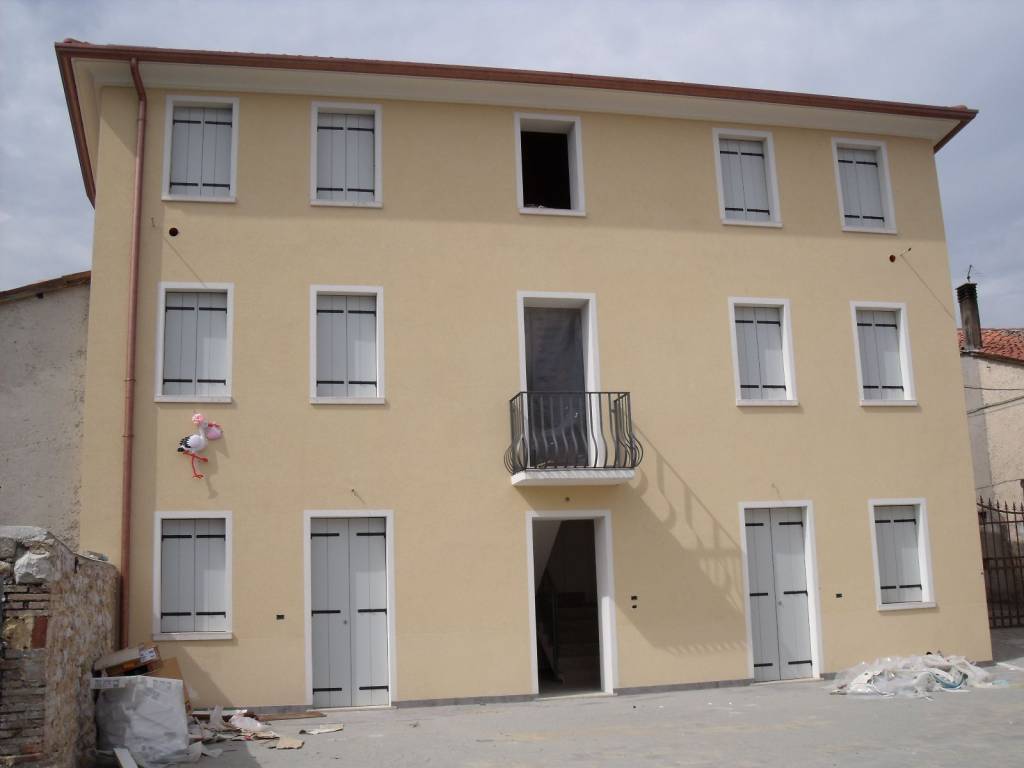 appartamento in affitto a Pieve del Grappa in zona Crespano del Grappa