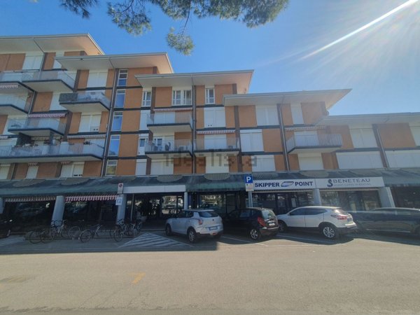 locale commerciale in affitto a Caorle in zona Porto Santa Margherita