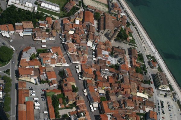 negozio in affitto a Caorle