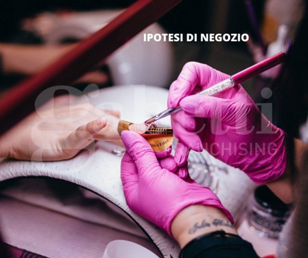 negozio in affitto a Chioggia in zona Sottomarina