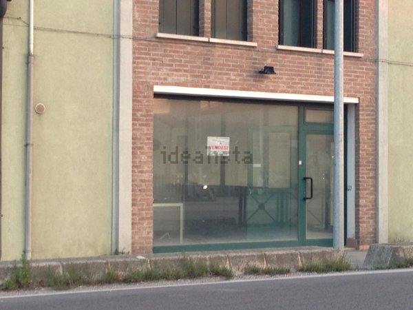 locale di sgombero in affitto a Chioggia