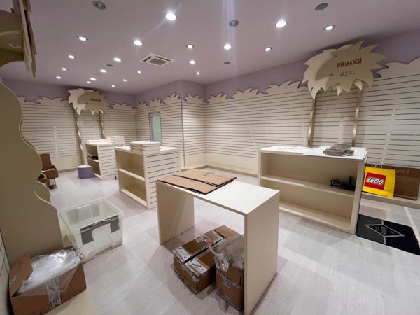 negozio in affitto a Chioggia in zona Sottomarina