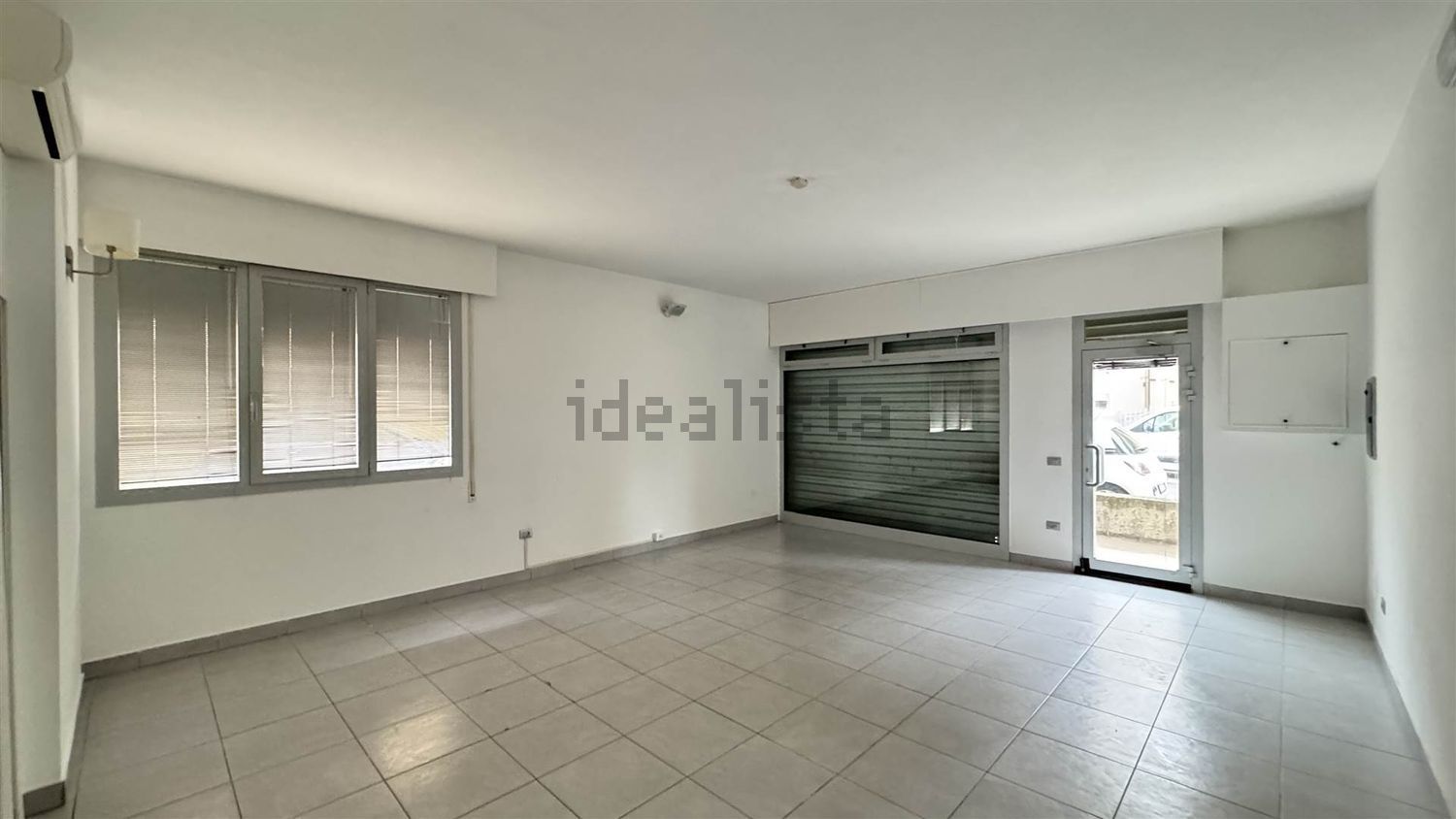 locale di sgombero in affitto a Chioggia in zona Sottomarina