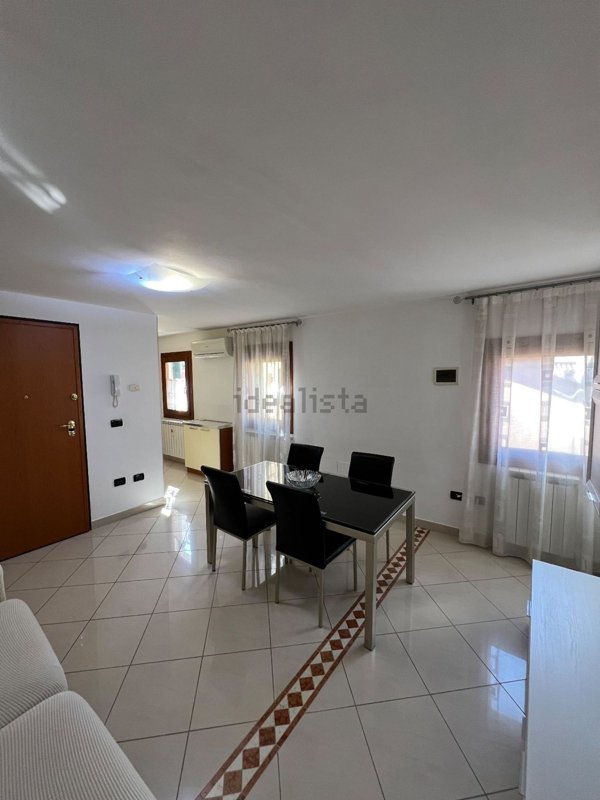 appartamento in affitto a Chioggia in zona Sottomarina