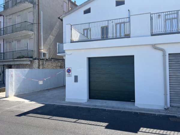 casa indipendente in affitto a Chioggia in zona Sottomarina