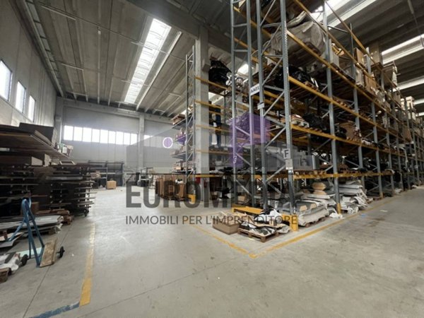 locale commerciale in affitto a Dolo