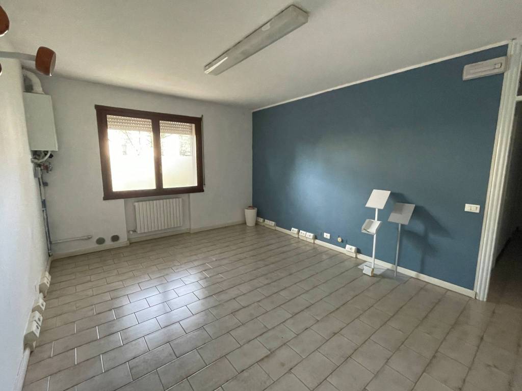 negozio in affitto a Dolo