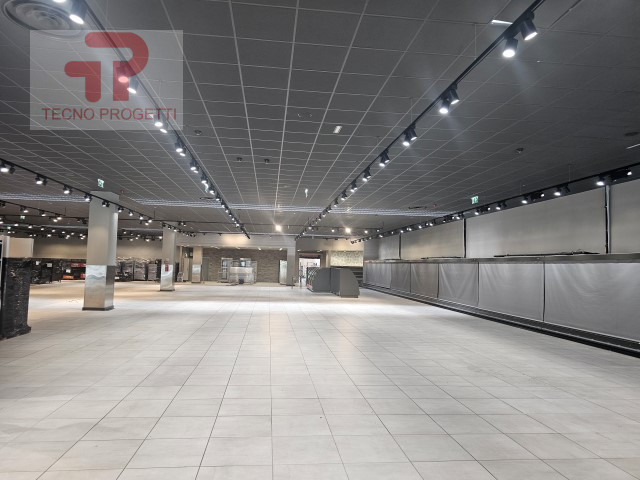 locale commerciale in affitto a Dolo