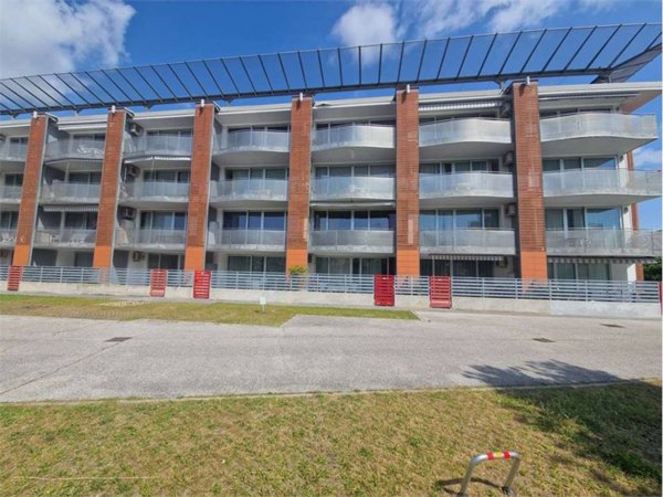 appartamento in affitto ad Eraclea in zona Eracleamare