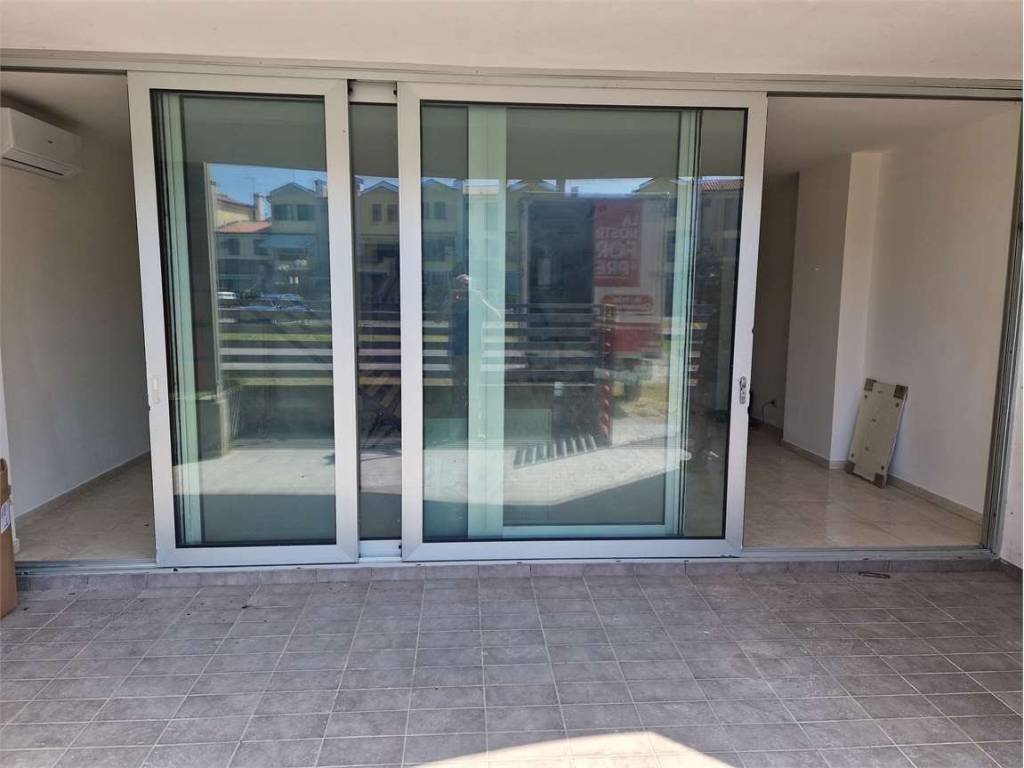 appartamento in affitto ad Eraclea in zona Eracleamare