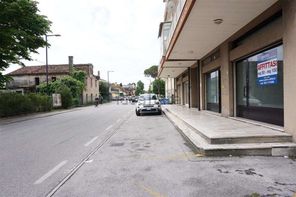 negozio in affitto ad Eraclea