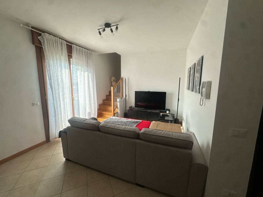 appartamento in affitto a Fiesso d'Artico