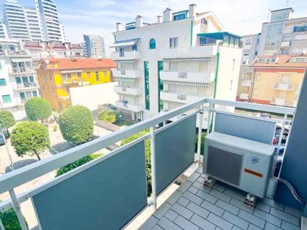 appartamento in affitto a Jesolo in zona Lido
