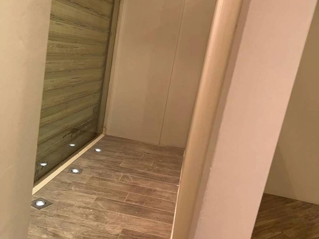 negozio in affitto a Jesolo in zona Lido