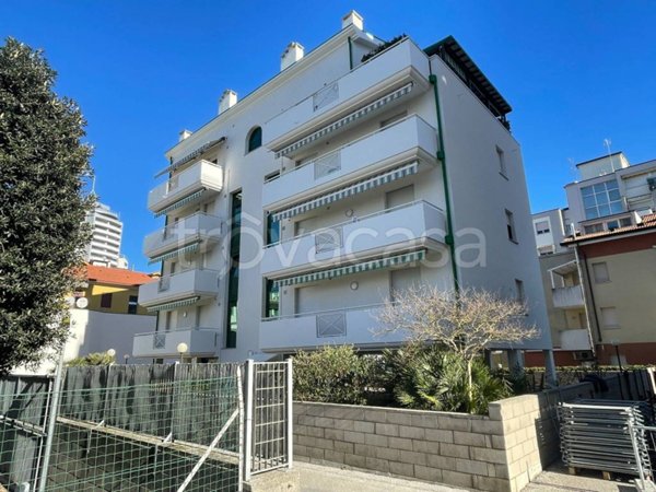 appartamento in affitto a Jesolo in zona Lido