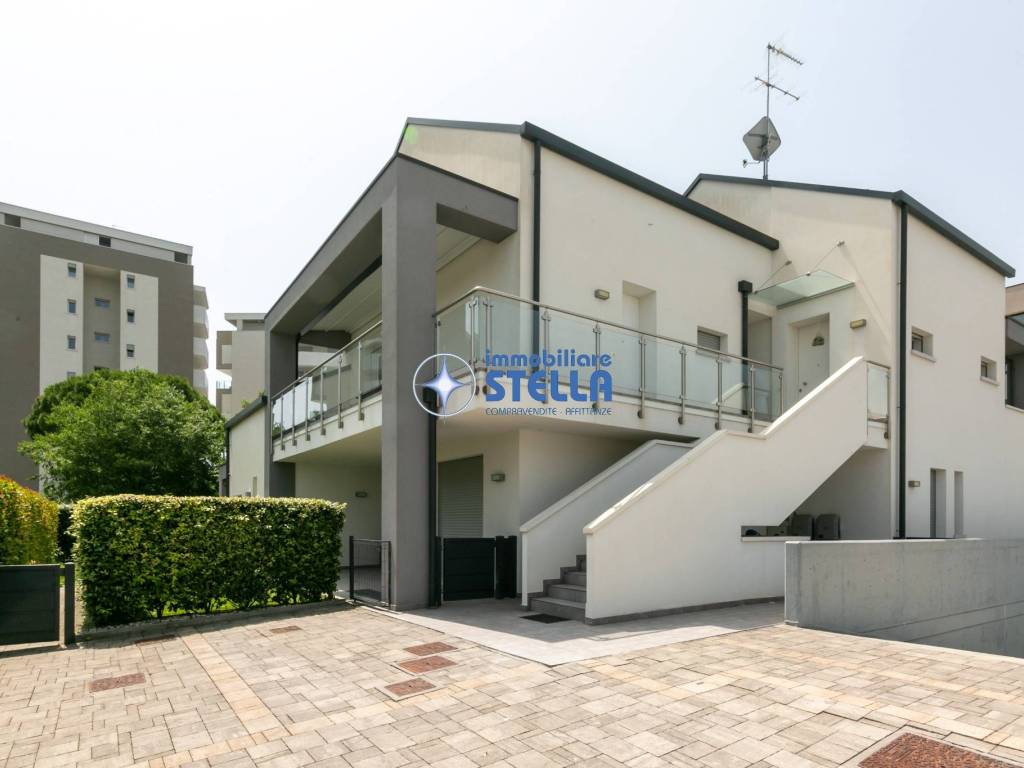 appartamento in affitto a Jesolo in zona Lido