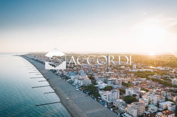 negozio in affitto a Jesolo in zona Lido