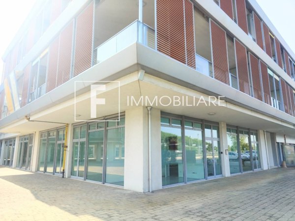 locale commerciale in affitto a Jesolo