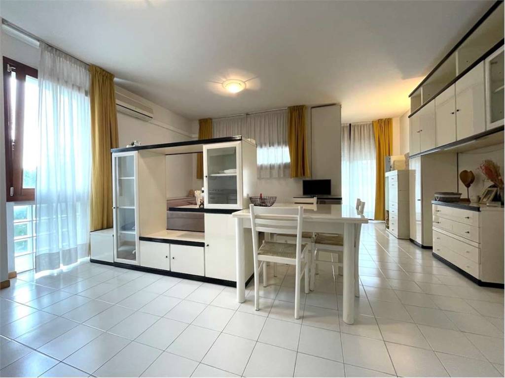 appartamento in affitto a Jesolo