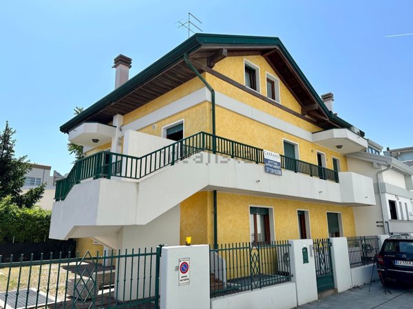 appartamento in affitto a Jesolo in zona Lido