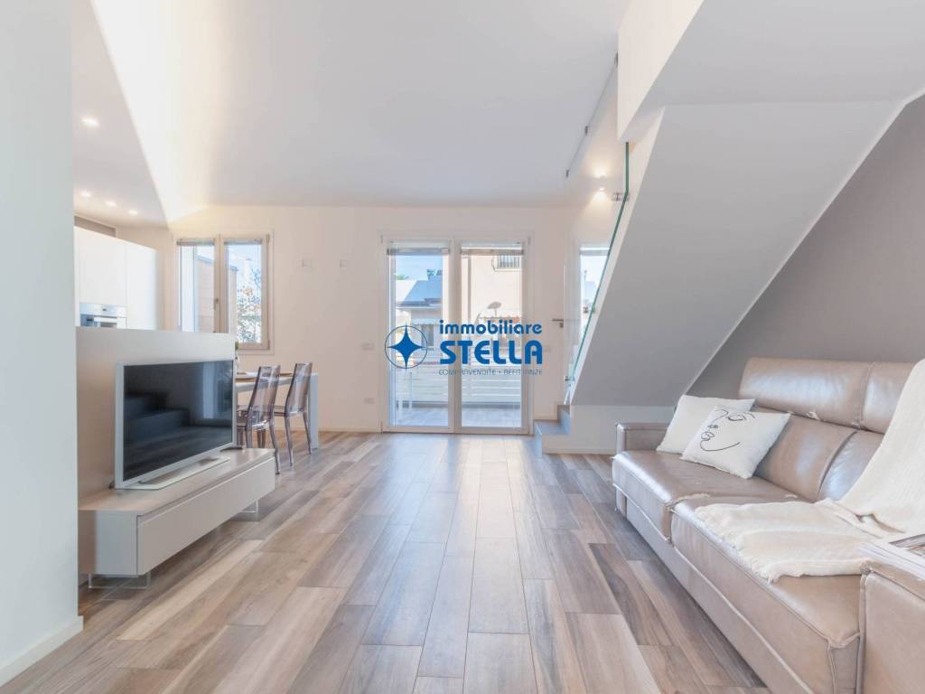 appartamento in affitto a Jesolo in zona Lido