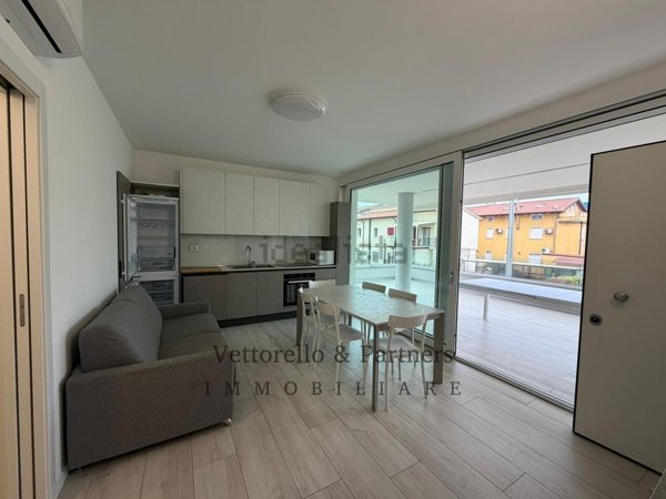 appartamento in affitto a Jesolo in zona Lido