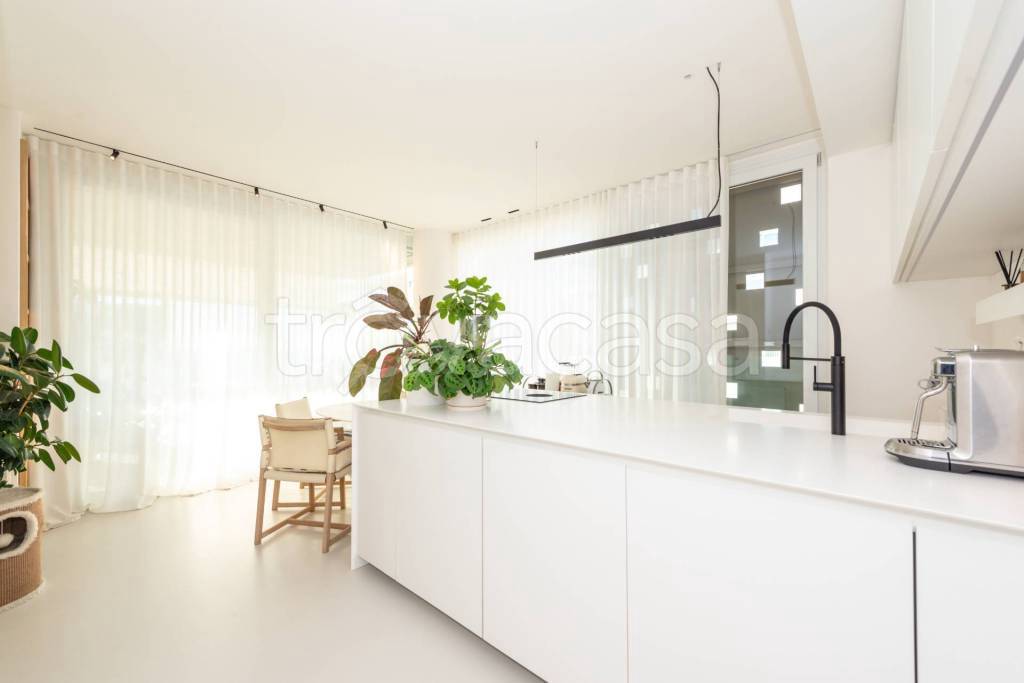 appartamento in affitto a Jesolo in zona Lido