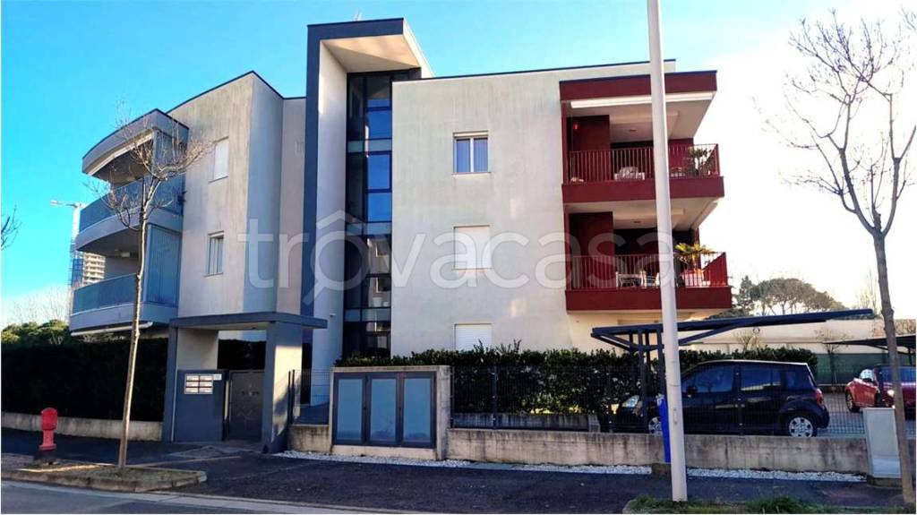 appartamento in affitto a Jesolo