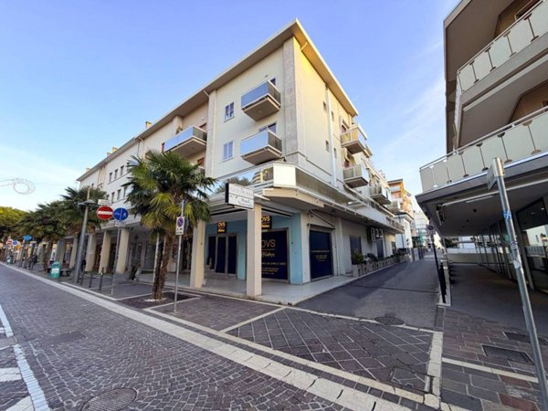 appartamento in affitto a Jesolo in zona Lido