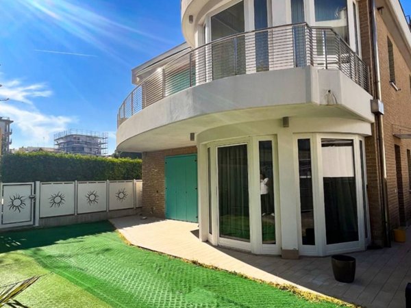 appartamento in affitto a Jesolo in zona Lido