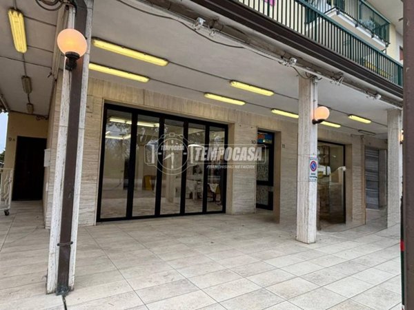 negozio in affitto a Jesolo in zona Cortellazzo