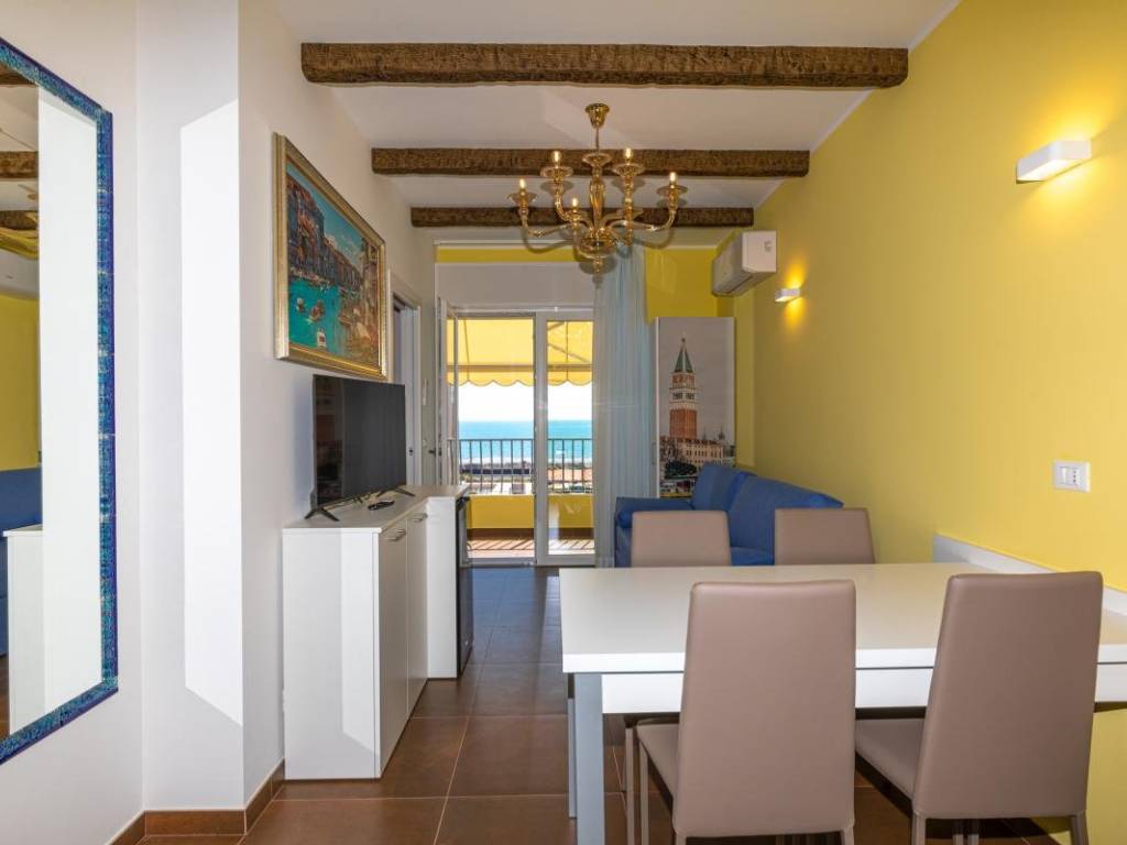 appartamento in affitto a Jesolo in zona Lido