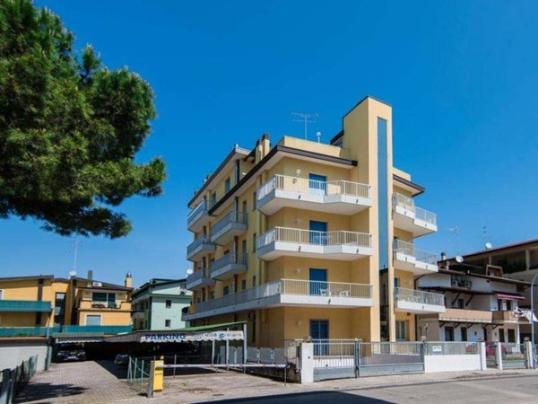 appartamento in affitto a Jesolo in zona Lido