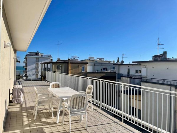 appartamento in affitto a Jesolo in zona Lido