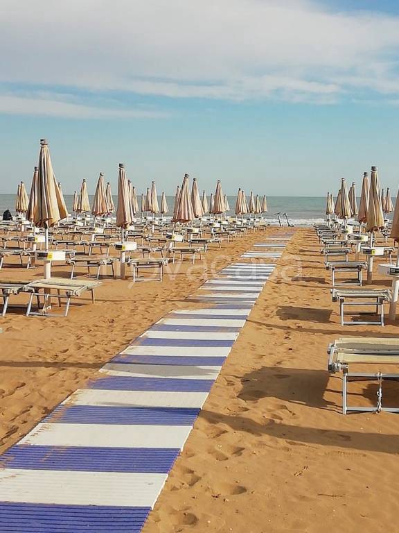 appartamento in affitto a Jesolo in zona Lido
