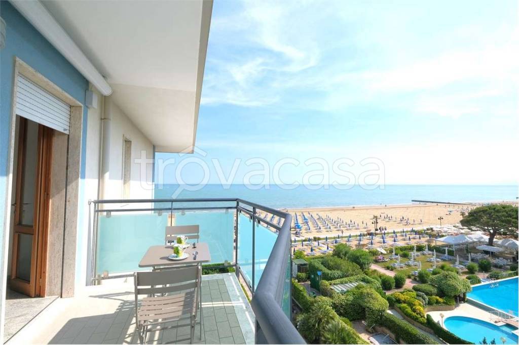 appartamento in affitto a Jesolo in zona Lido