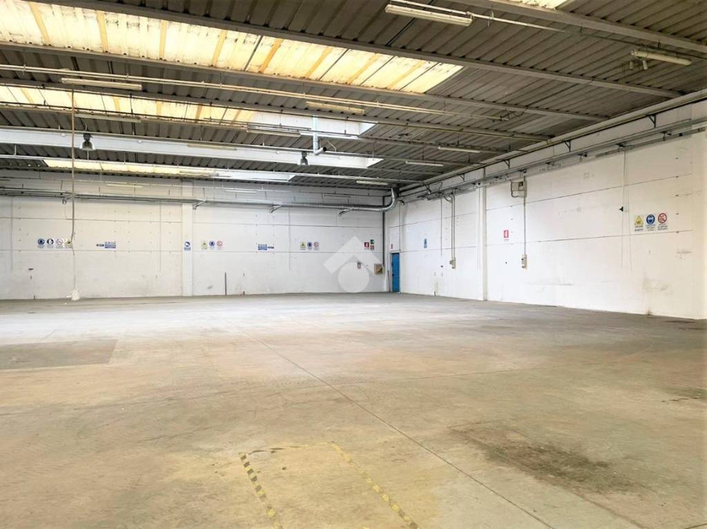 locale commerciale in affitto a Marcon