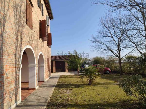 appartamento in affitto a Marcon in zona Praello