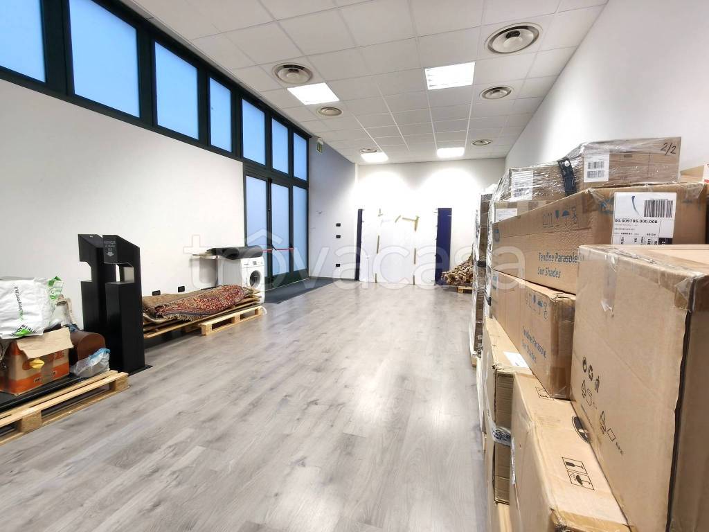 negozio in affitto a Marcon